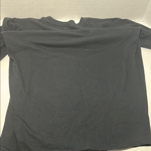 Threadless Black Tee with Ramen Wave Design - Picture 11 of 11